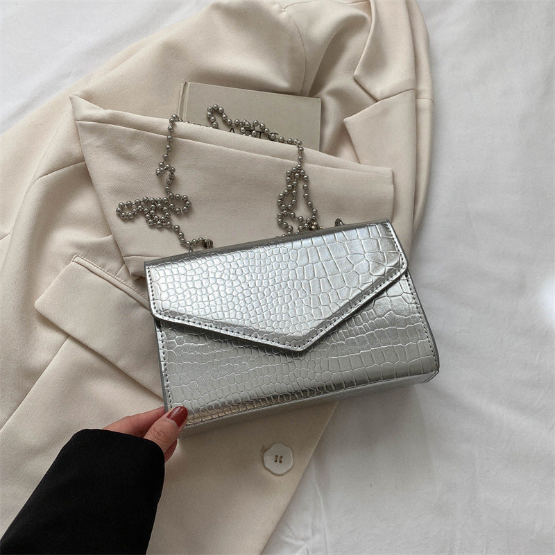 Jane – Quilted Vegan Leather Crossbody Bag with Envelope Flap