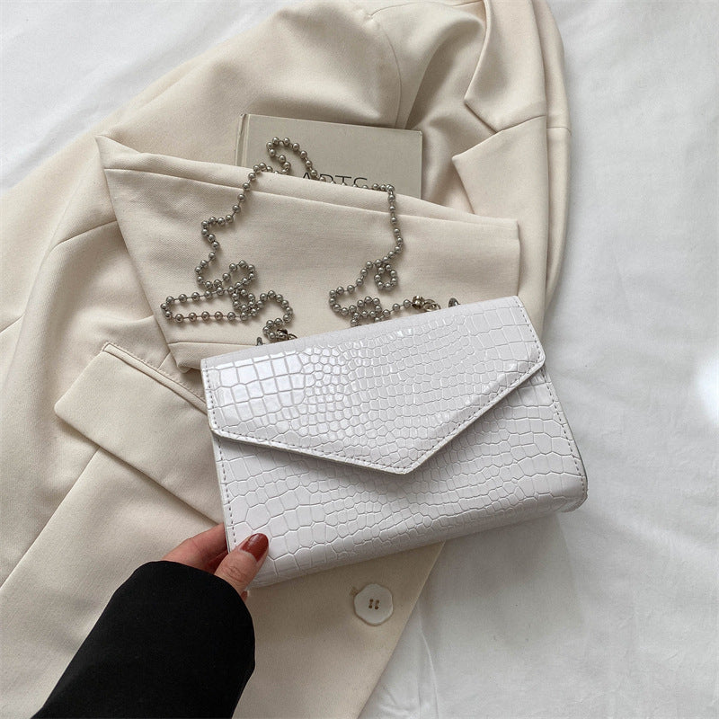 Jane – Quilted Vegan Leather Crossbody Bag with Envelope Flap