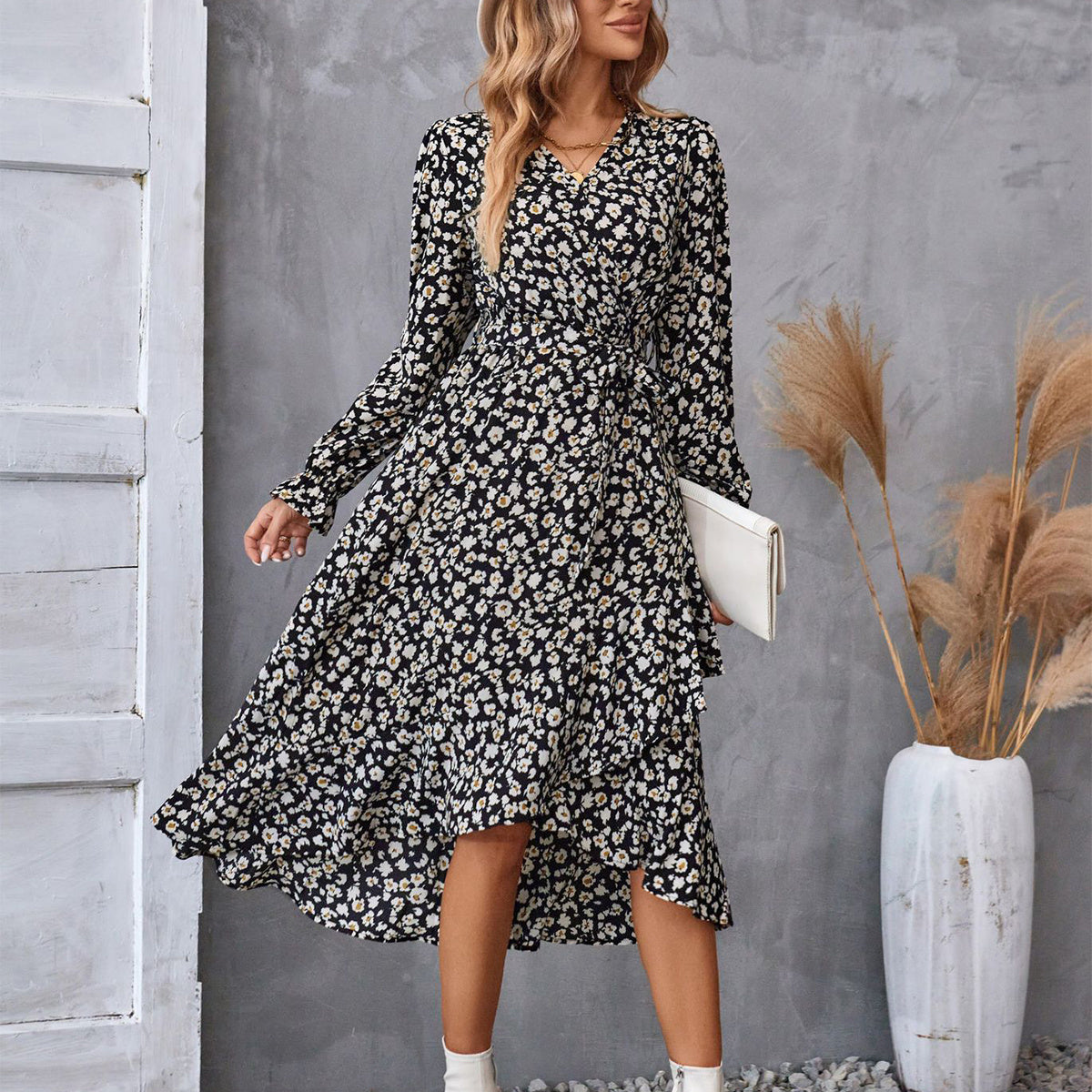 Rebecca – Ruffled Floral Long Sleeve Dress