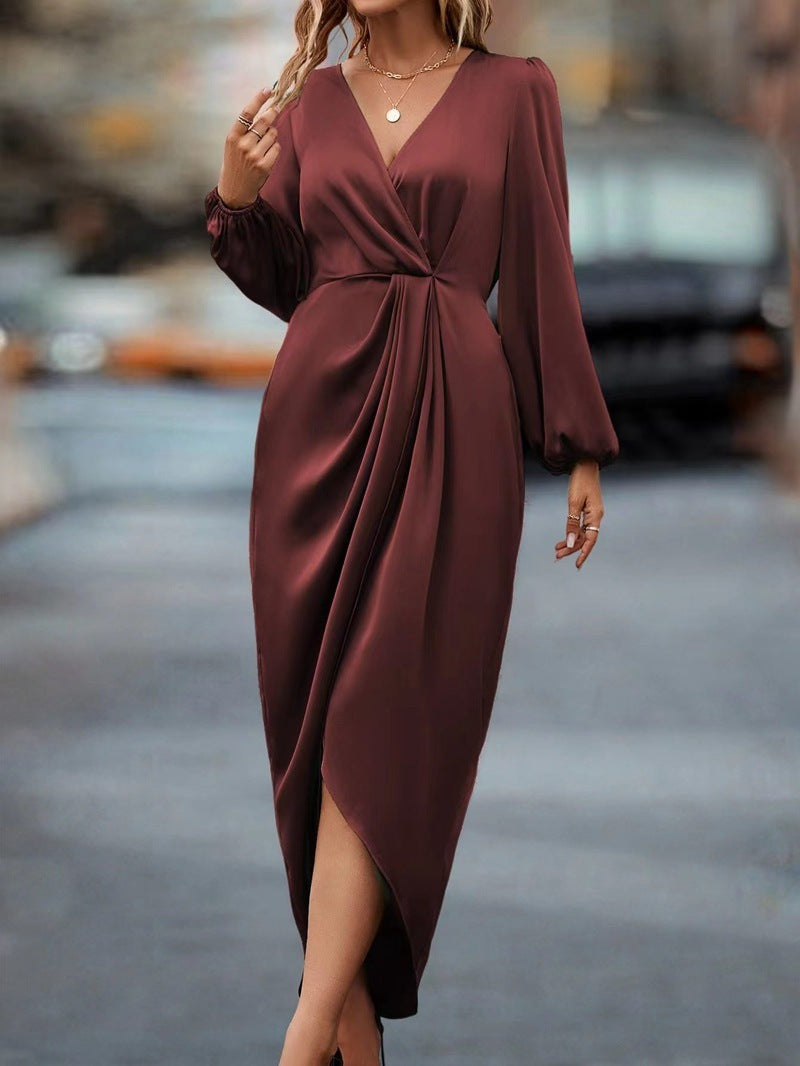 Rose – Elegant Long V-Neck Dress