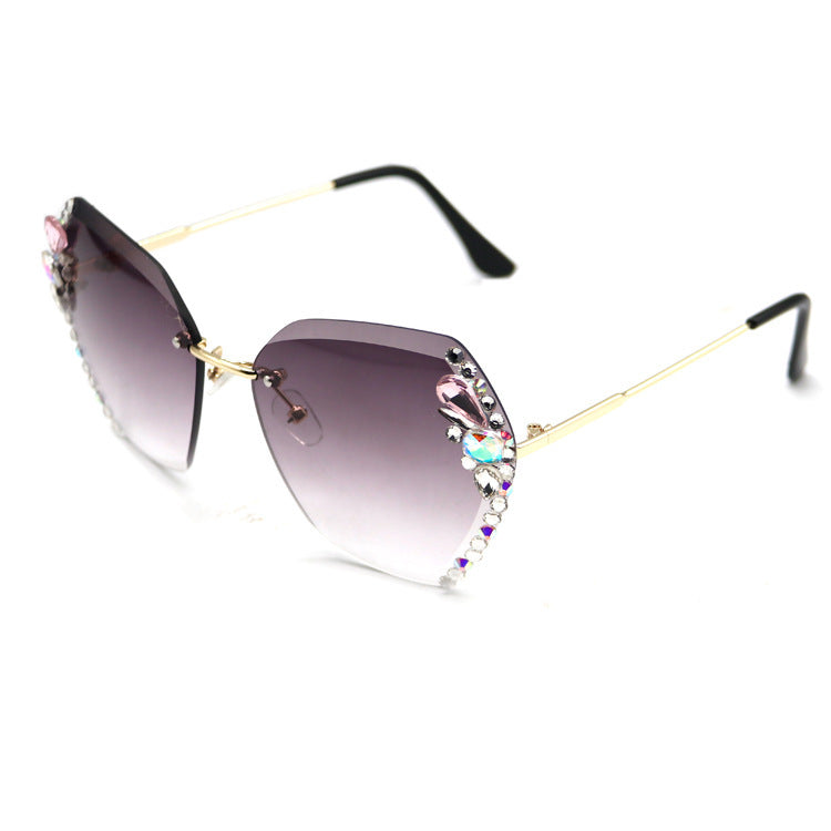 Natalie – Elegant Frameless Sunglasses with Rhinestones