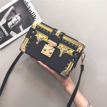 Natasha – Vintage Trunk-Style Handbag with Lock Detailing