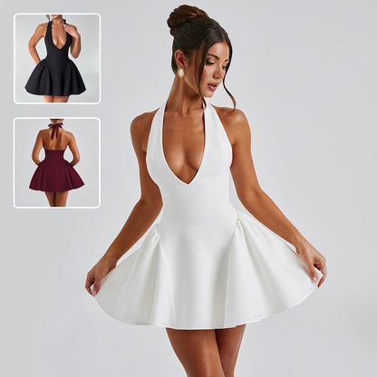 Laura – Elegant Deep V-neck Halter Dress