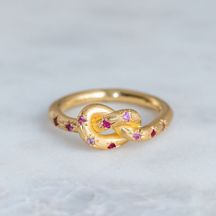 Knot Ring in Gold Tone with Pink and Red Gemstones