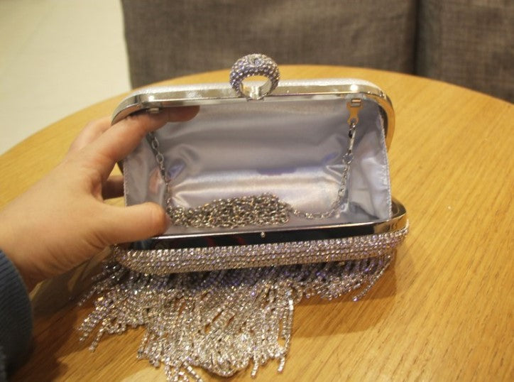 Tracy – Crystal-Embellished Clutch Bag with Cascading Fringe Design