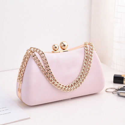 Sarah – Chain Strap Clutch with Metallic Frame and Secure Kiss-Lock Clasp