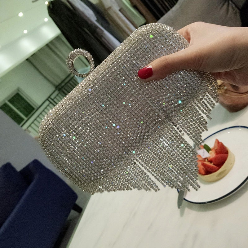 Tracy – Crystal-Embellished Clutch Bag with Cascading Fringe Design