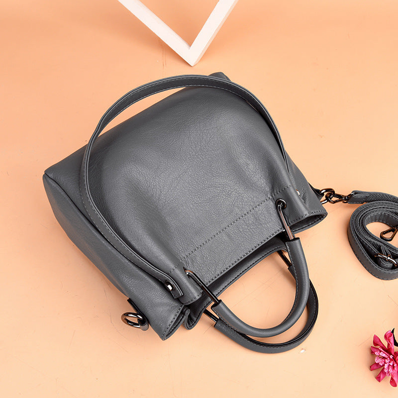 Lisa – Minimalist Vegan Leather Tote Bag with Top Handle and Detachable Strap