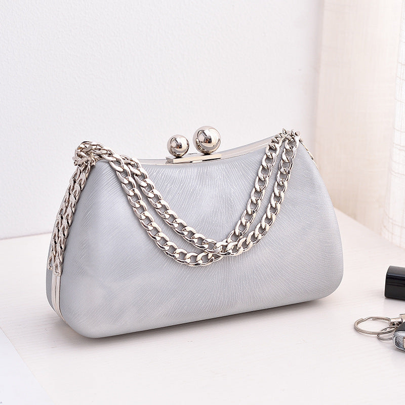 Sarah – Chain Strap Clutch with Metallic Frame and Secure Kiss-Lock Clasp