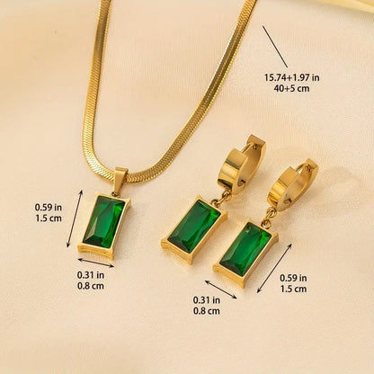Emerald Rectangle Pendant Necklace and Earrings Set in Gold