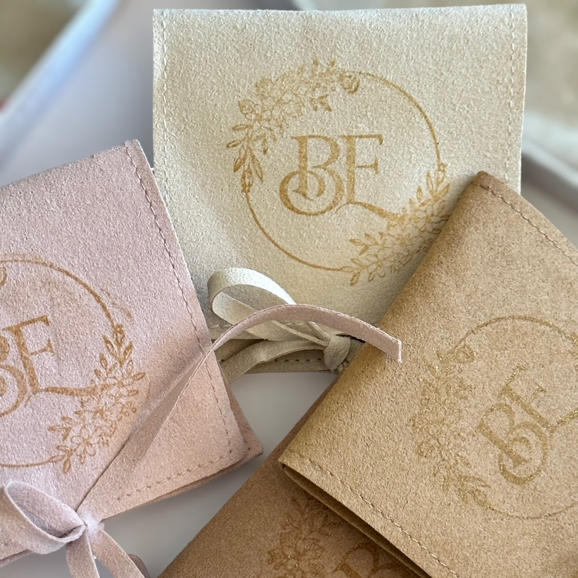 Snowdrop Birth Flower Pendant Necklace in Gold for January