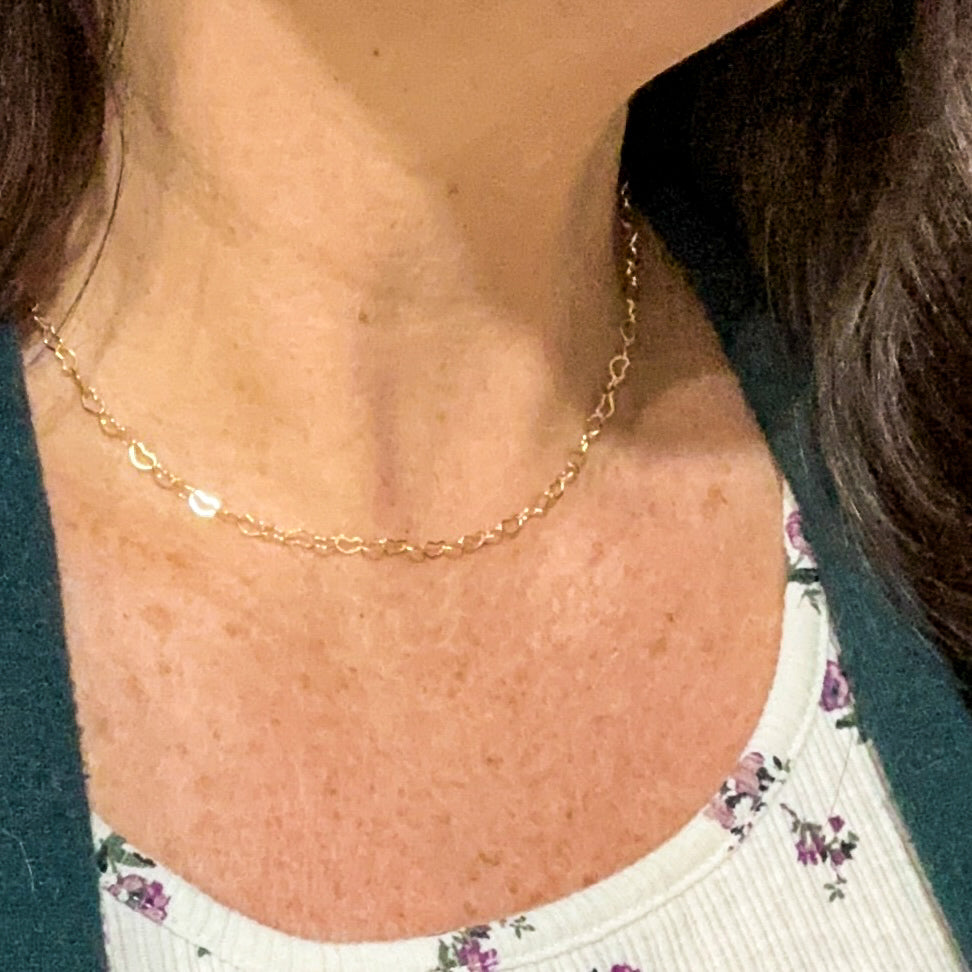Amore Heart Link Choker Necklace in Gold