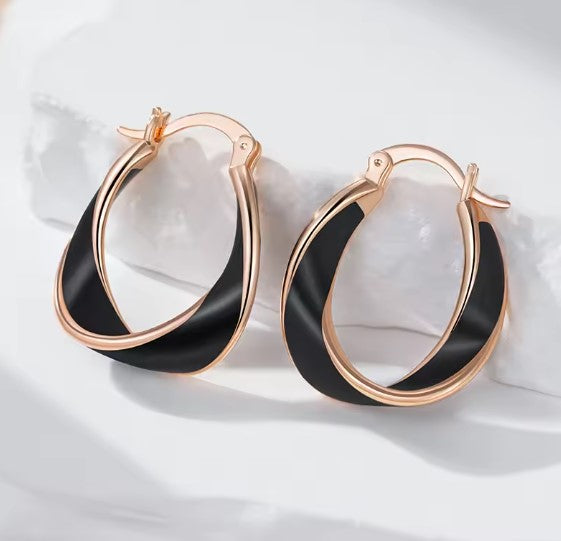Twisted Hoop Earrings in Rose Gold and Black