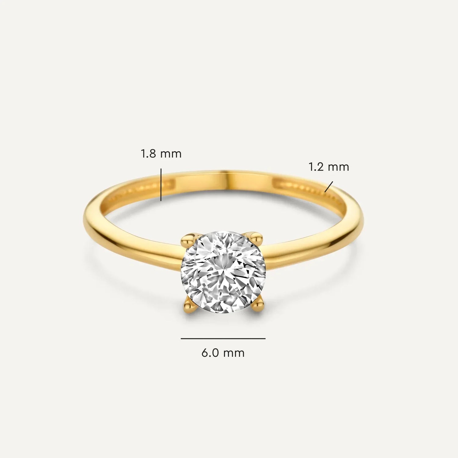 Solitaire Sparkling Round Ring in Gold