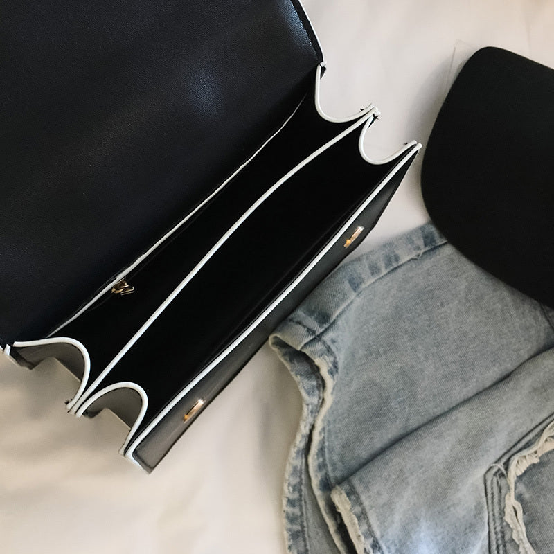 Natalie – Pearl and Crystal Embellished Handbag