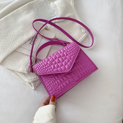 Jane – Quilted Vegan Leather Crossbody Bag with Envelope Flap