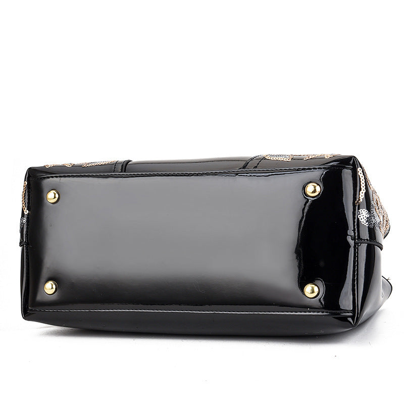 Tara – Compact Structured Handbag with Fur Pom-Pom Charm