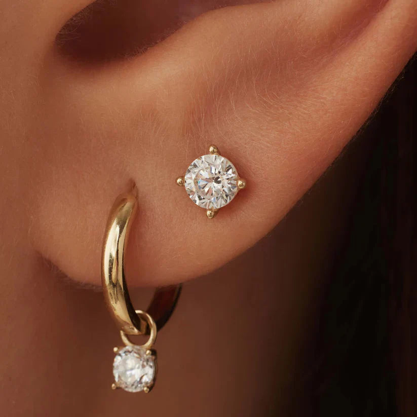 Classic Gold Stud Earrings with Brilliant Cut Stones