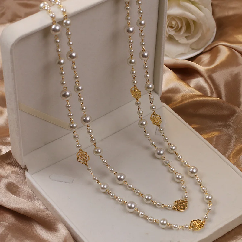 Pearl Necklace with Gold Filigree Accents